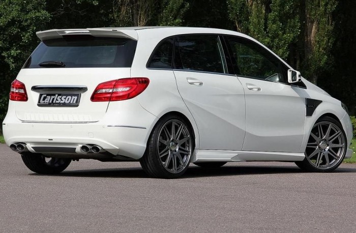 Műtőasztalon a kecskeméti Mercedes 7