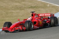 7. Ferrari F2007 - Az F2007-esre biztosan szívesen emlékszik a Ferrari, mert ezzel az autóval nyerte eddigi utolsó egyéni vb-címét Kimi Räikkönennel. Kilenc futamgyőzelem és kilenc pole mellett a finn az utolsó pillanatban nyerte meg a bajnokságot.