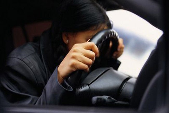 Álmában vezetett 300 kilométert