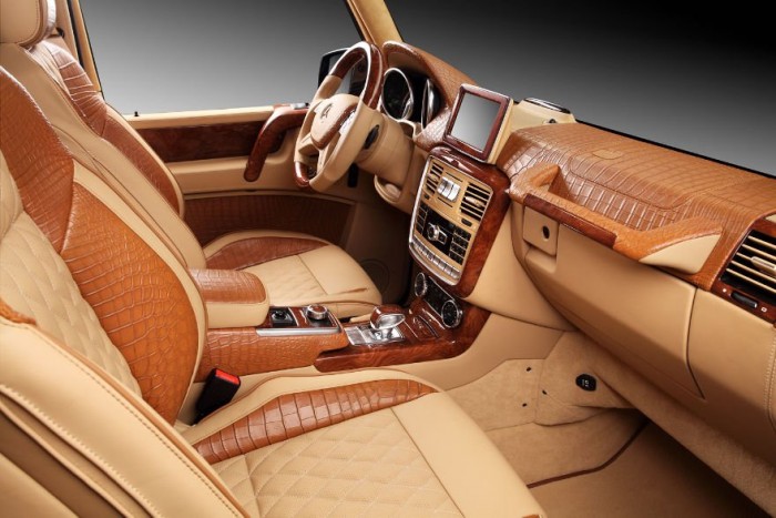 Krokodilt evett a Mercedes 7