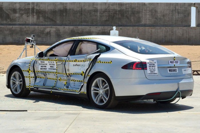 A világ legbiztonságosabb autója 3 | Vezess A világ legbiztonságosabb autója 3