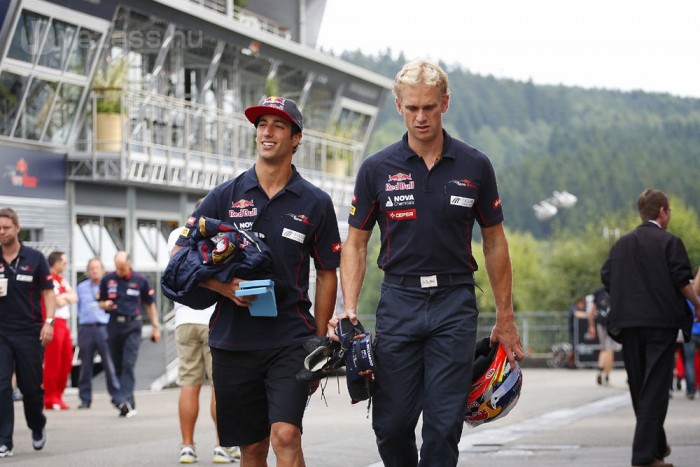 F1: A Red Bulll még nem zárta ki Räikkönent 7 | Vezess F1: A Red Bulll még nem zárta ki Räikkönent 7