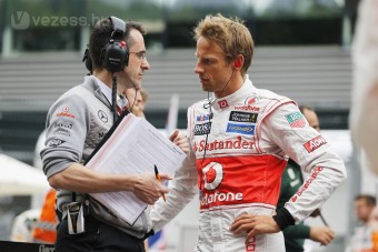 F1: Button nem megy sehova
