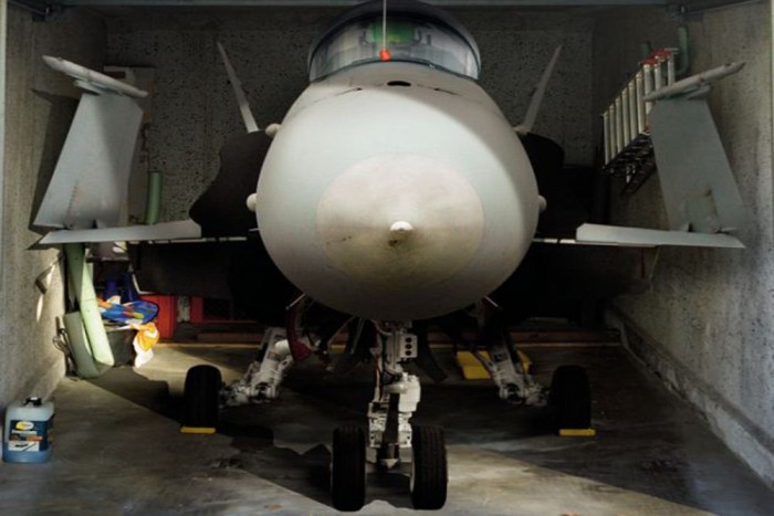 Szeretnél vadászgépet a garázsba? 12