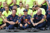 F1: Megbocsáthatatlan hibák a Red Bullnál 42