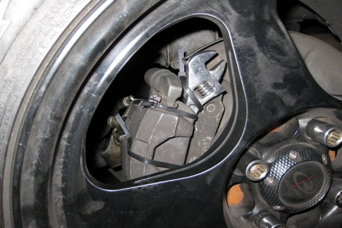 Észbontó fékek, egyenesen a diliházból 11 | Vezess Észbontó fékek, egyenesen a diliházból 11