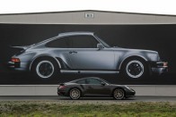 Akkor és most. 40 éve készül 911 Turbo