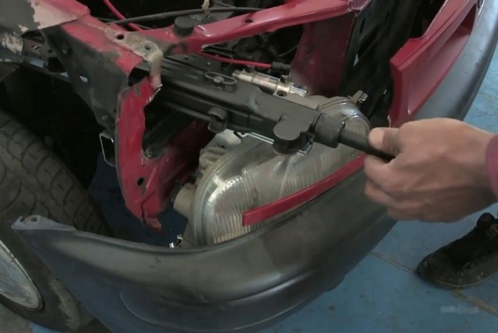 Nissan Micrából Batmobil 8 | Vezess Nissan Micrából Batmobil 8