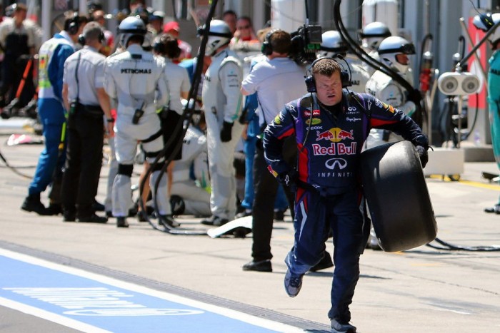 F1: Szingapúrtól szigorúbb szabályok a bokszban