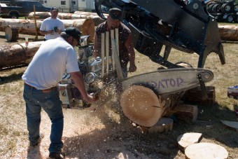 V8-as turmixgép, fűrész és egyéb állatságok