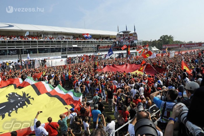F1: Hamilton szeretné, ha kifütyülnék 2 F1: Hamilton szeretné, ha kifütyülnék 2