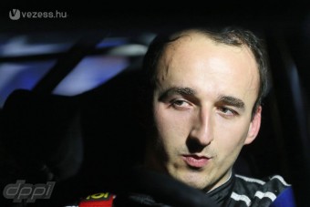 F1: Kubica napokat gyakorolt a Mercedesnél