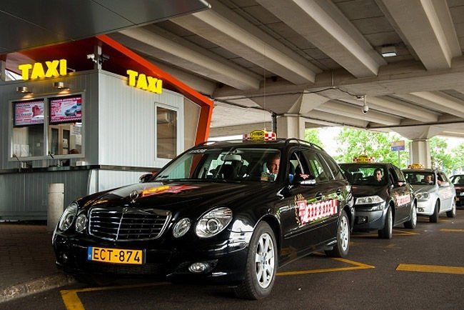 Minden hatodik pesti taxis szabálytalankodott