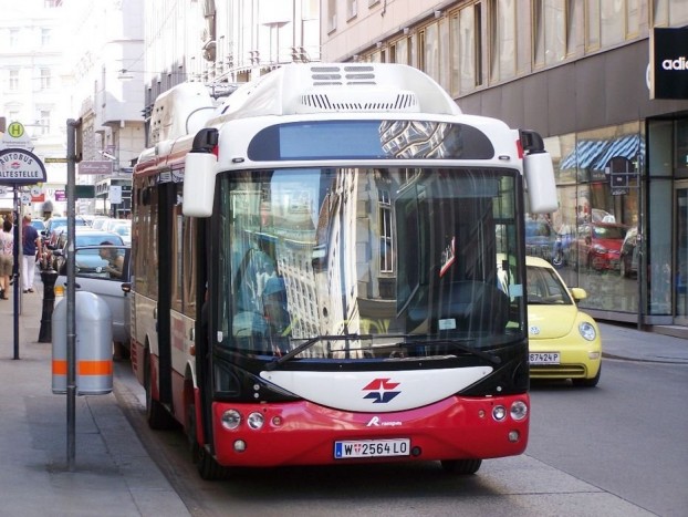 Elektromos midibuszt tesztel a BKV