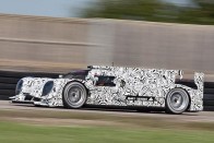 Már tesztelik a Porsche Le Mans-i versenyautóját 2