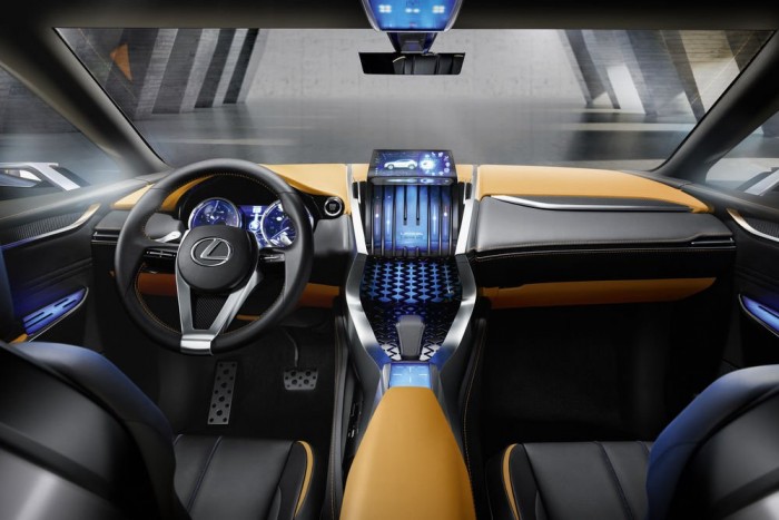 Apró óriás a Lexustól 6