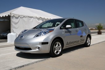 Sofőr nélküli autók a sztrádán