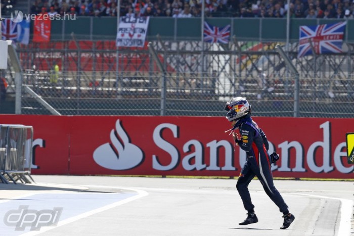 F1: Vettelt bántják a bunkó szurkolók