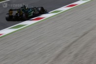 F1: Alonsót kirobbantani sem lehet a Ferrariból 73