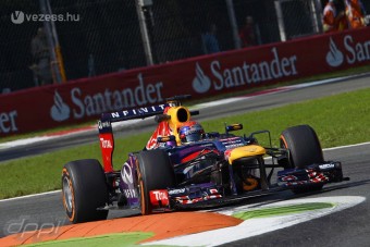 F1: Vettelé a pole, a Ferrari felsült otthon