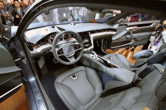 Futurisztikus luxus a Concept Coupé utasterében