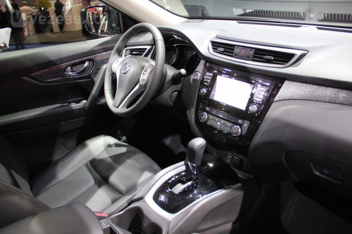 Kockából tojás: új Nissan X-Trail 6