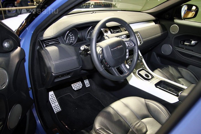 Rettentő gázos Range Rover 6 | Vezess Rettentő gázos Range Rover 6