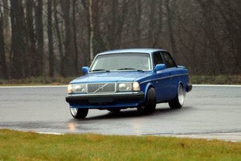 Volvo 240 Turbo keresztbe és a többiek