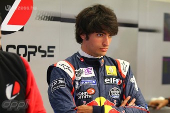 F1: A kis Sainz nem megy a Toro Rossóhoz