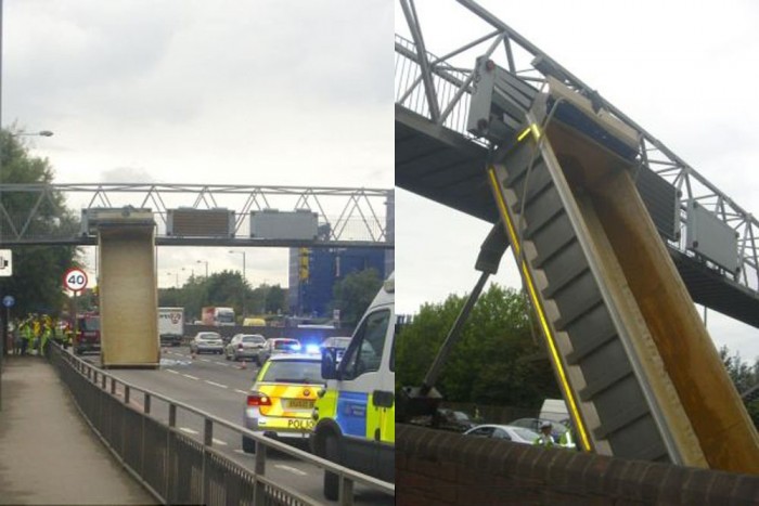 Fennakadt a billencs a gyalogoshídon 5