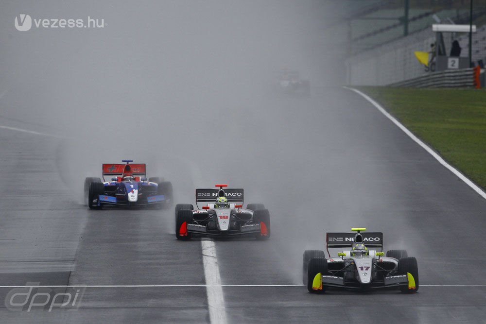 McLaren- és Sauber-pilóta a dobogón a Hungaroringen 8