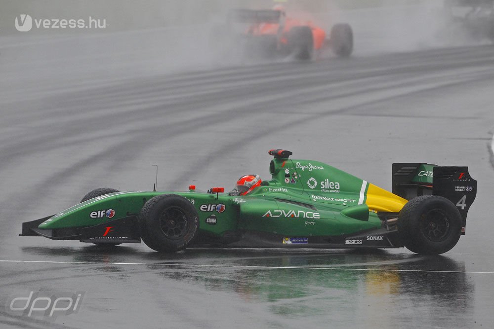 McLaren- és Sauber-pilóta a dobogón a Hungaroringen 9