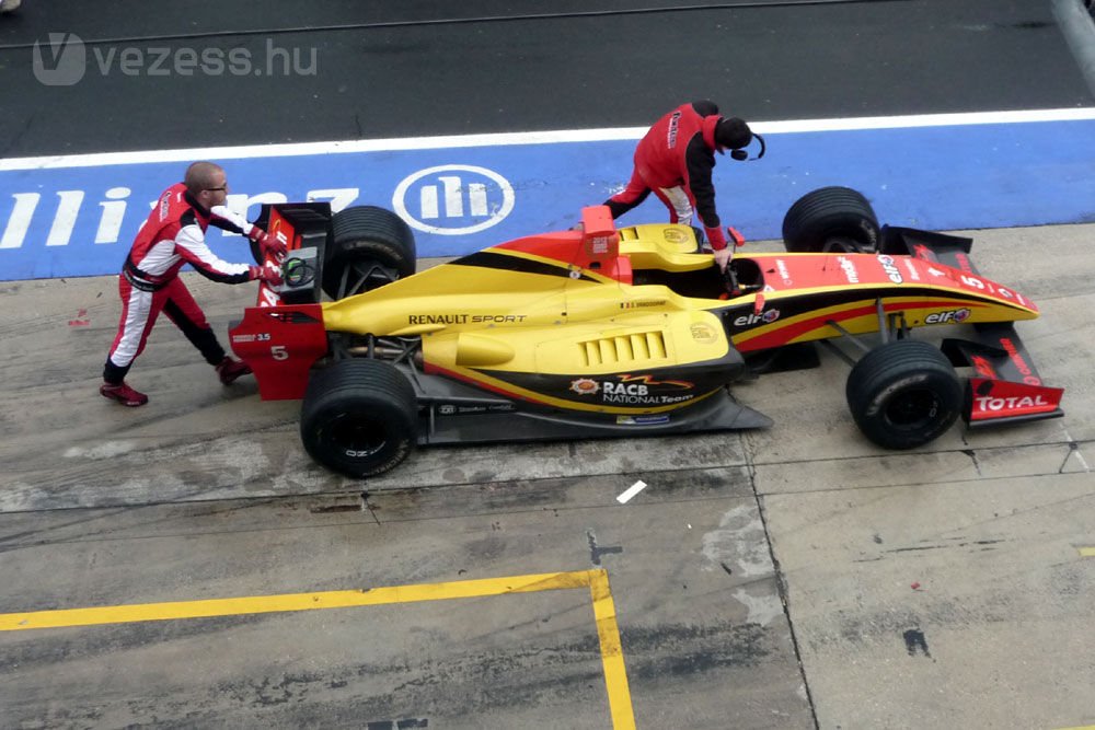 McLaren- és Sauber-pilóta a dobogón a Hungaroringen 21