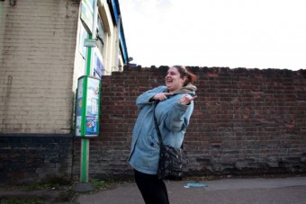 A buszmegállótól a színpadig