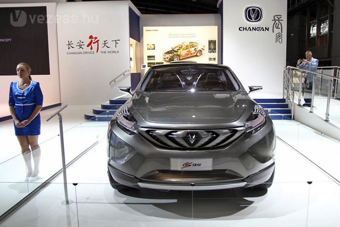 Miért büdösek a kínai autók? 8 | Vezess Nagyobb a Range Rovernél is