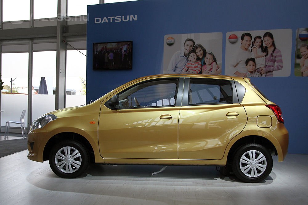 64144_512078_1000x700.jpg | Vezess | Vezess Nagy tengelytáv, tágas belső