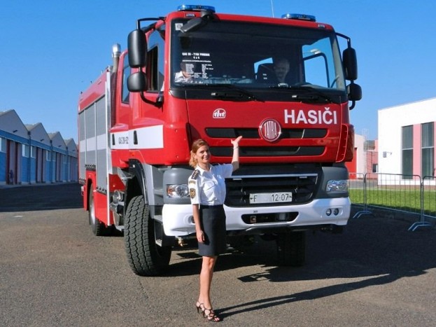 A Tatra tűzoltóautók rögtönzött kiállításának legfiatalabb darabja, Phoenix T158