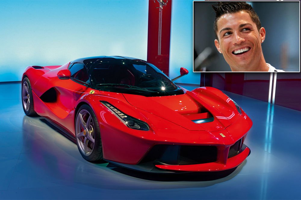 LaFerrarival ünnepel Cristiano Ronaldo 4