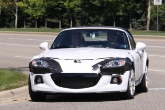 Már gurul a közös Mazda-Alfa roadster