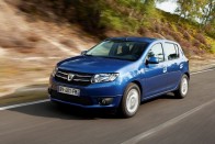 1. Dacia Sandero 1,2 16V LPG Lauréate, 360 euró (108 000 Ft). Értékcsökkenéssel és minden mással együtt még a legolcsóbban fenntartható autó is havonta közel 110 ezer forintnyi eurót visz el. Az autógázzal olcsón tankolható Sandero értéktartása is igen jó, csak a SpaceStar veszíti el lassabban az érte újonnan kifizetett összeget