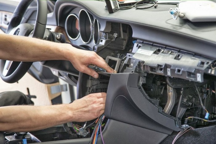 Az olvasók szavaztak, Mercedest kaptak a rendőrök 9