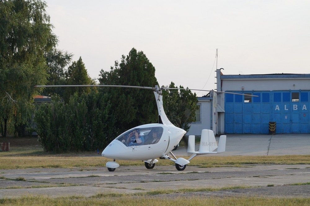 Indulás előtt fel kell pörgetni a rotort, ezt prerotálásnak nevezik