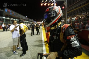 F1: Pénteken dől el, versenyez-e Räikkönen