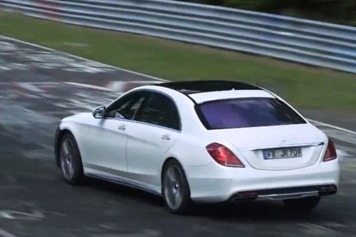 Versenytempóra készül a Mercedes izom-limuzinja 2 Versenytempóra készül a Mercedes izom-limuzinja 2