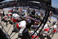 F1: New Jersey-be viszik Valencia felszerelését 64