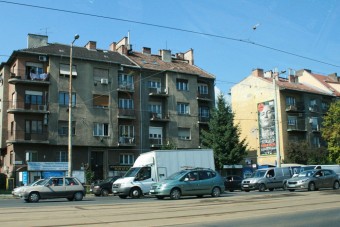 Autós felvonulás bénítja meg Budapestet