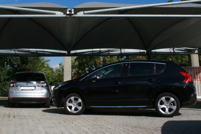 Variálhatósága, ötletessége az egyterűkével vetekszik. A Golf Plus egy fakó alternatíva