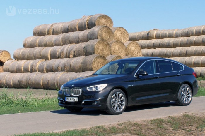 A BMW, amely ronda, de finom 9 | Vezess Üresen 2070 kilót nyom, de veszettül megy a háromliteres dízelmotorral