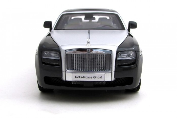 Az eredeti Ghost-hoz méltó, ötletes és lenyűgöző modellt alkottak a Kyosho-nál