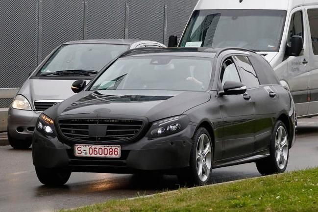 Jön az új Mercedes C-osztály kombi 7